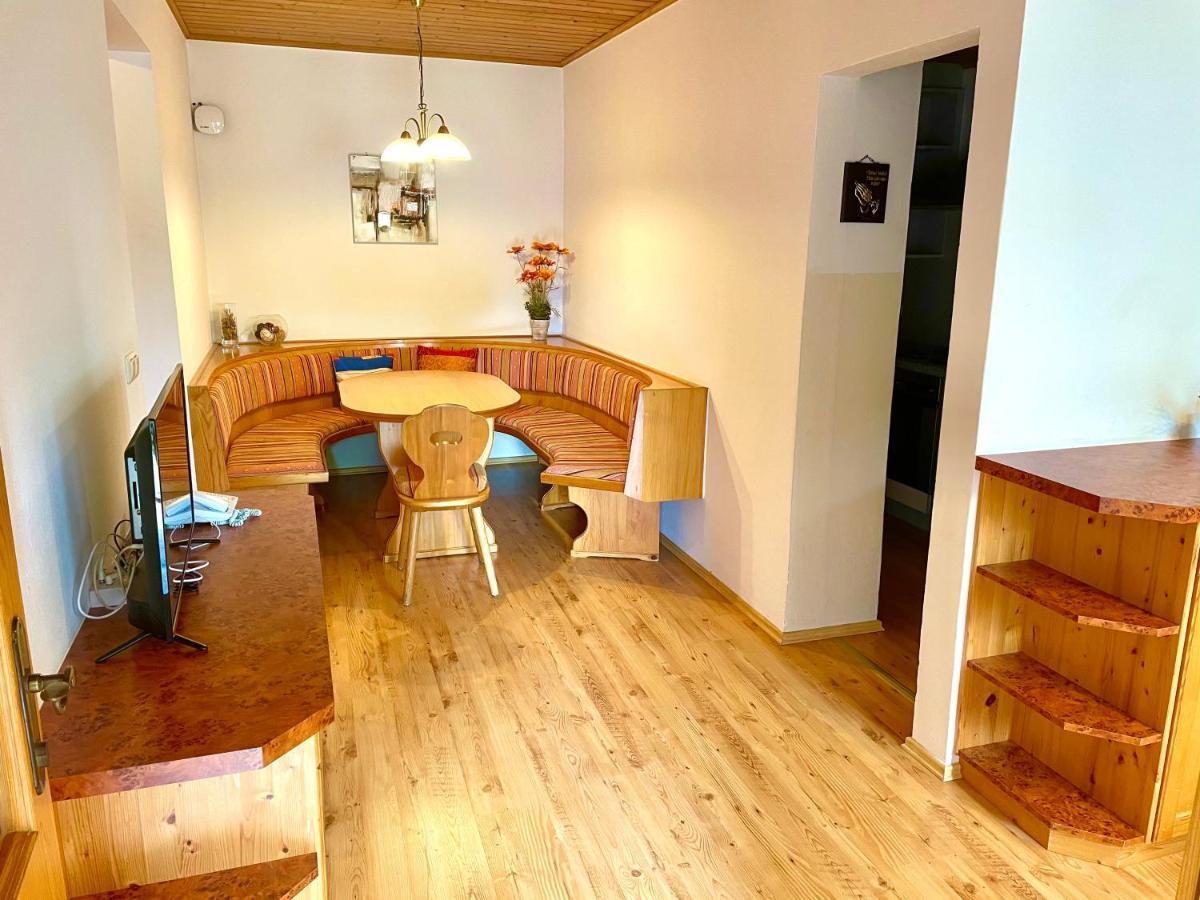 Pension Thermenland Fürstenfeld エクステリア 写真
